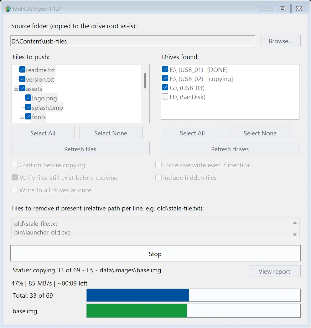 MultiUSBSync copying a folder to three USB drives, with speed and time left
